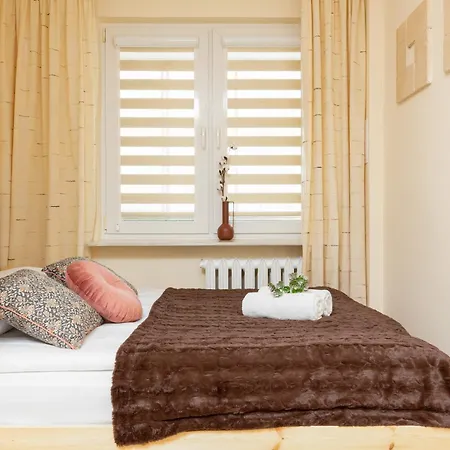 Lägenhet Spacious Close To Pge Stadium In By Renters *