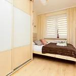Apartmán Spacious Close To Pge Stadium In By Renters